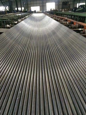 Tubo sin soldadura ASTM A213 de la aleación de T11 T12 para el petróleo